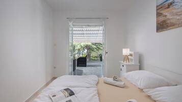 Standard Apartment, Multiple Bedrooms, Mountainside (Terrazza Grande Apartment) | 2 bedrooms, free WiFi, bed sheets