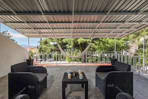 Standard Apartment, 2 Bedrooms, Mountainside (Terrazza Grande Apartment) | Terrace/patio