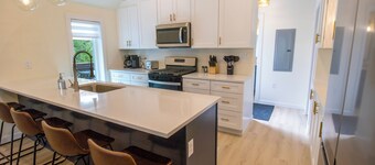 Newly Renovated & Pet-friendly, Close to Lake Michigan w/ Yard