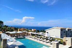 Pool - Helios Blue Villas : 3 floor Villa 125sqm Sea View (Kriopighi)