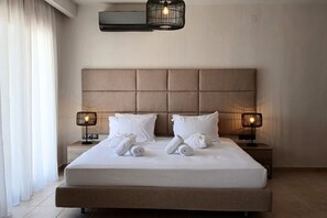 2 bedrooms, iron/ironing board, WiFi, bed sheets - Helios Blue Villas : 3 floor Villa 125sqm Sea View (Kriopighi)