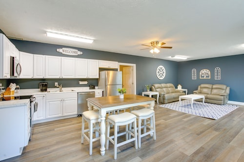 Group Getaway in Cadillac MI W/ Theater Room