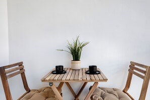 Deluxe Double Room, 1 Bedroom, Balcony, City View | Balcony - Sway - Chic 1-BR Apt & Balcony in Athens (Athens)