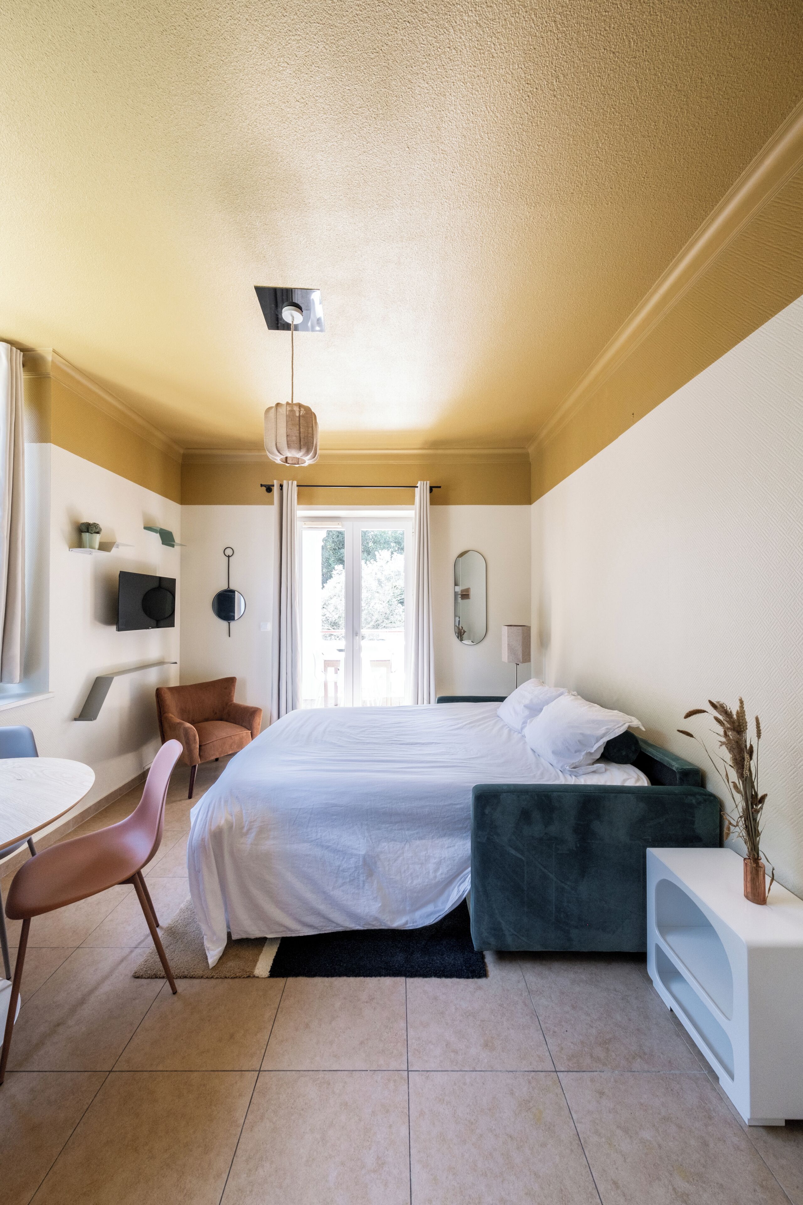 Deluxe Apartment, Balcony, Courtyard View | 1 bedroom, blackout curtains, iron/ironing board, free WiFi