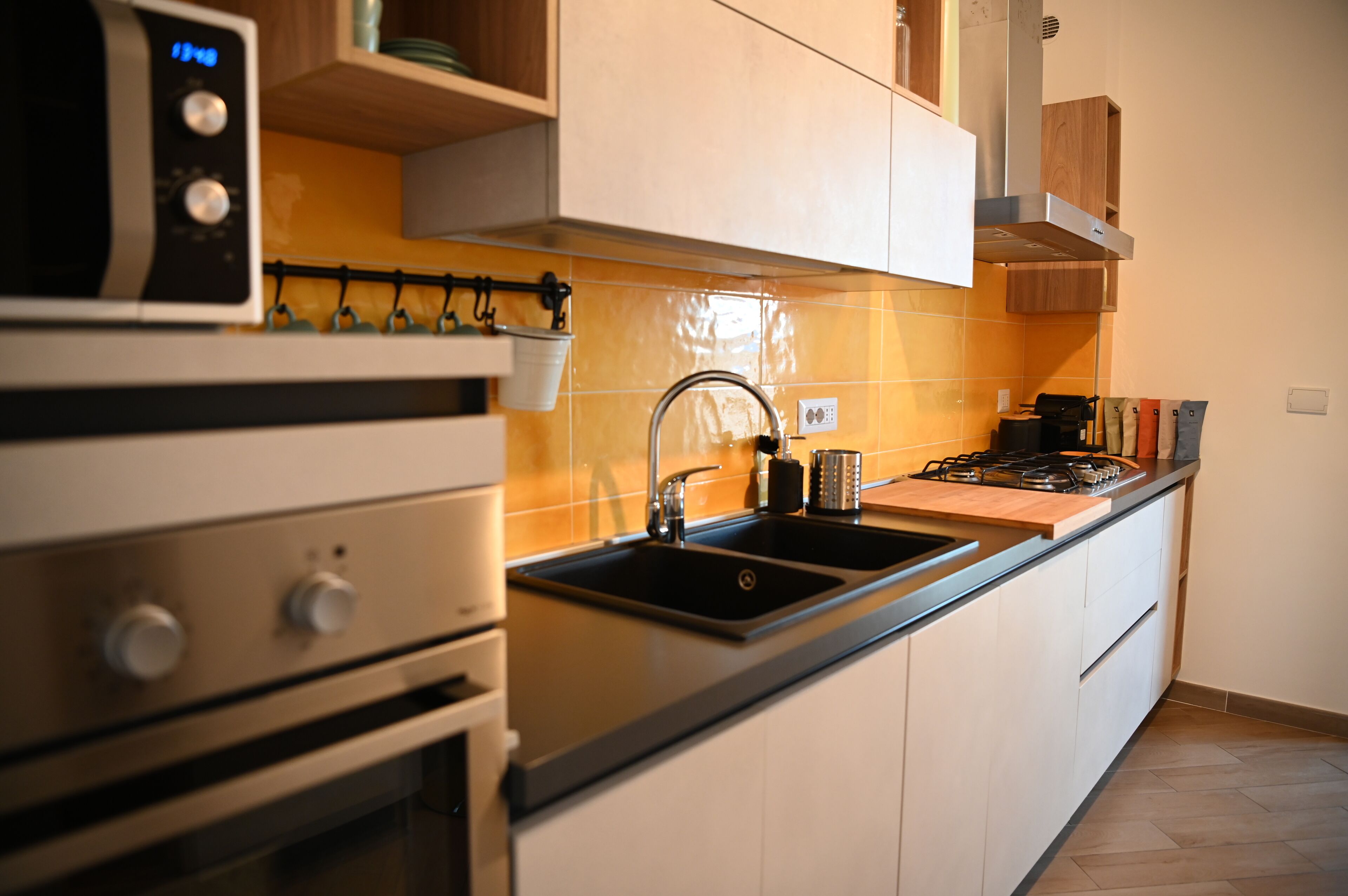 Apartment, Balcony, City View | Private kitchen