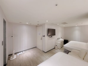 Quarto quádruplo família, 2 camas de casal, para não fumantes, banheiro privativo | Roupas de cama premium, edredons de pluma