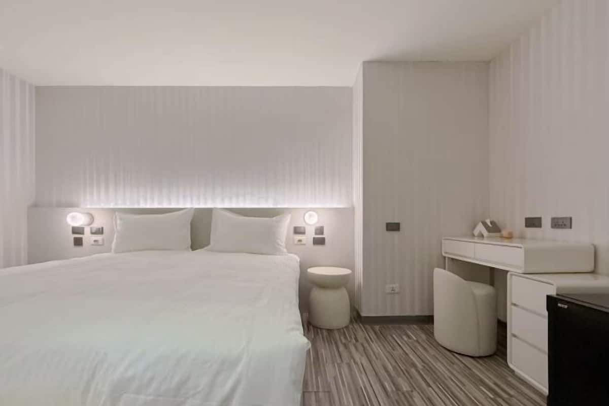 Premium-sengetøj, dundyner, senge med madrasser af memory foam