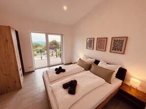 3 chambres, fer et planche à repasser, lit parapluie, Wi-Fi gratuit