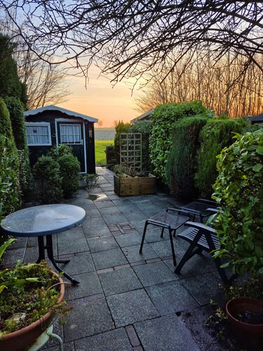 Ferienhaus mit tollem Garten in Bruinisse nÀhe Renesse privater Park