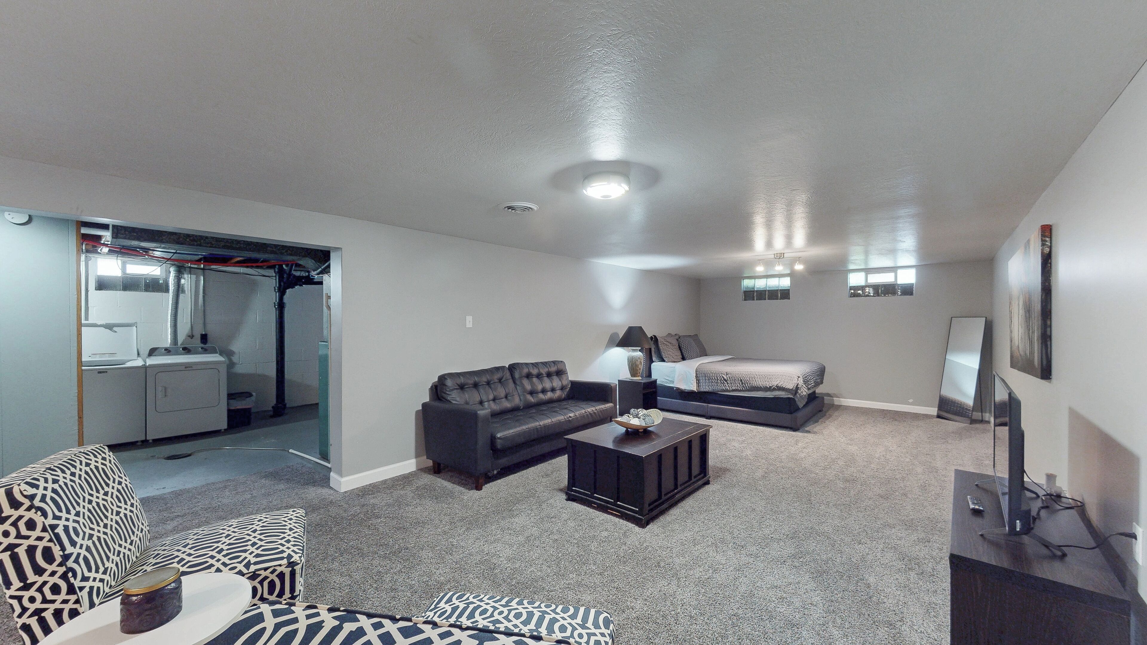 4 bedrooms, WiFi, bed sheets