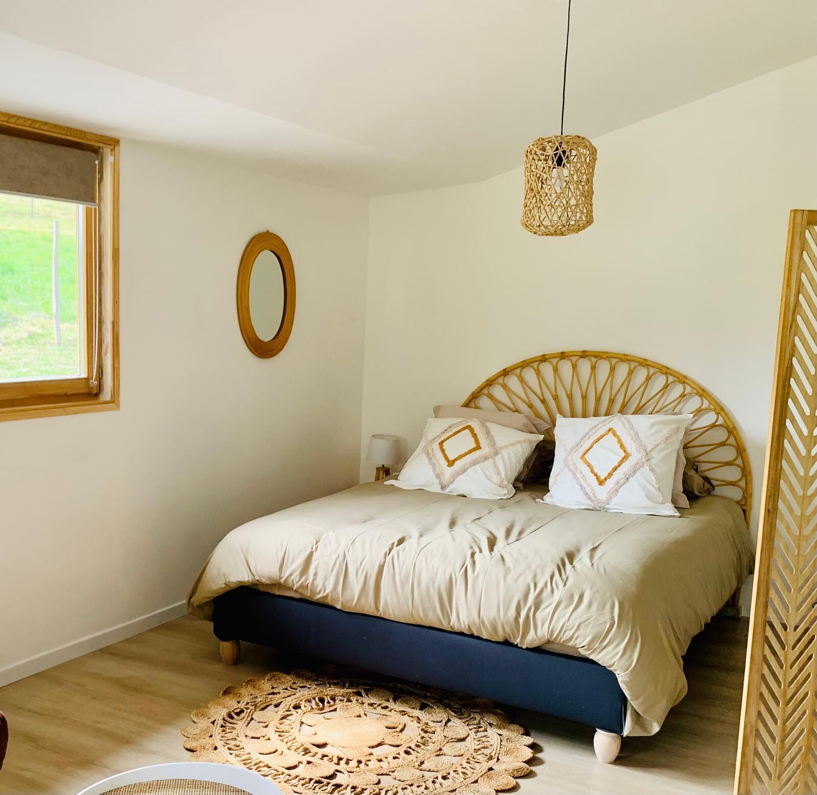 9 chambres, fer et planche à repasser, lit parapluie, Wi-Fi gratuit