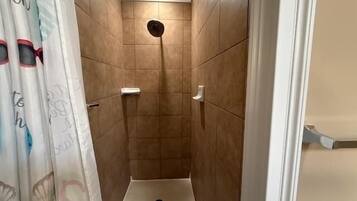 Condo, 3 Bedrooms | Bathroom