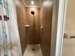 Apartment, 3 Schlafzimmer | Badezimmer