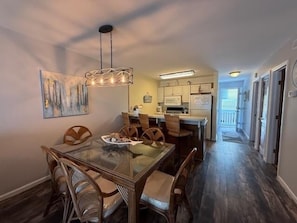 Condo, 3 Bedrooms | Dining - Sandy Shores I -104 3 Bedroom Condo (Murrells Inlet)