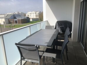 Buiten dineren