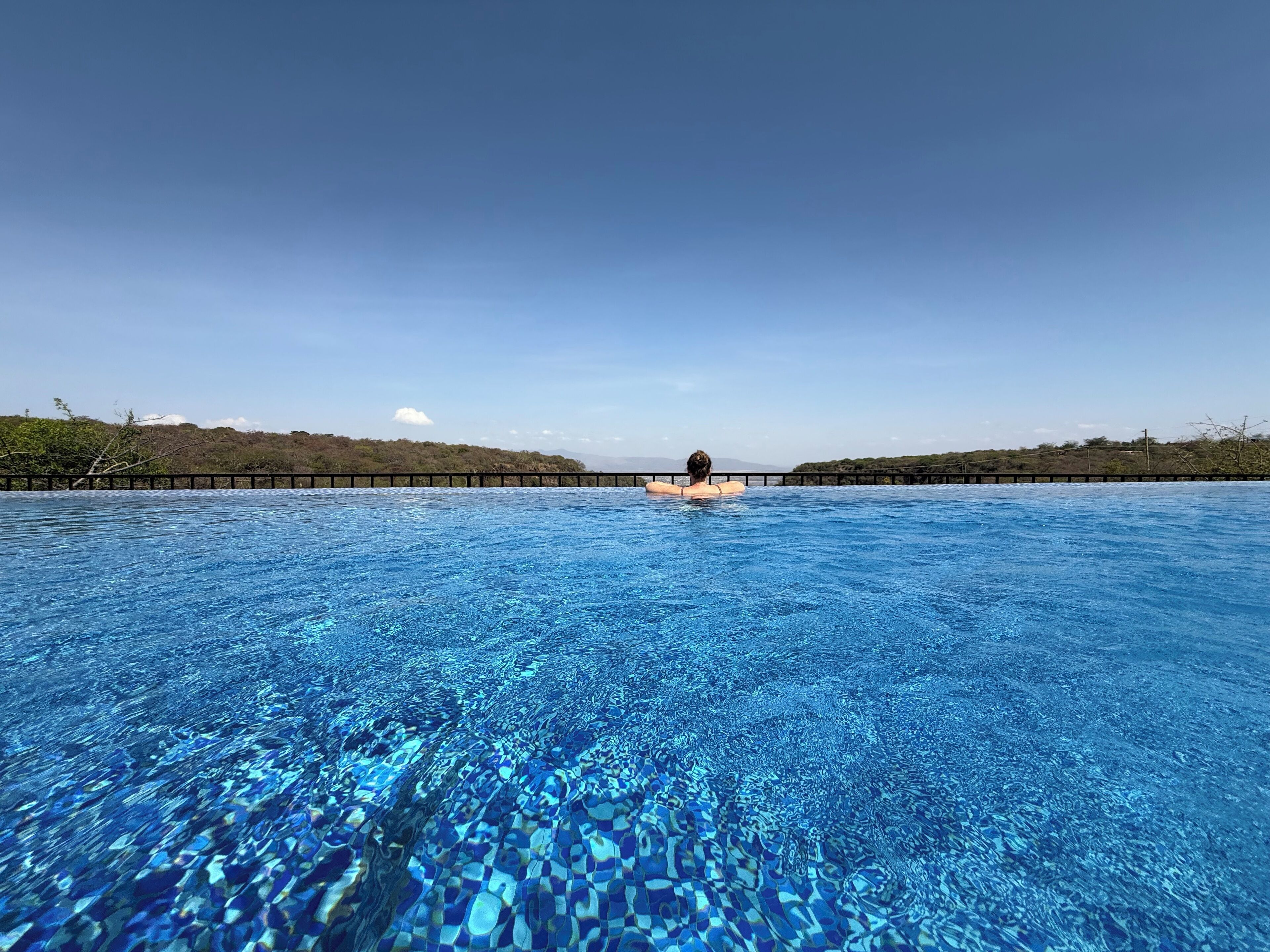 حمّام سباحة خارجي