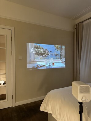 Living area - Shanghai Hills& Art Suite 15 (Shanghai)