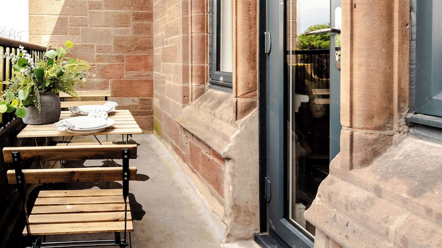 2 The Quadrant Luxury Apartments Hoylake