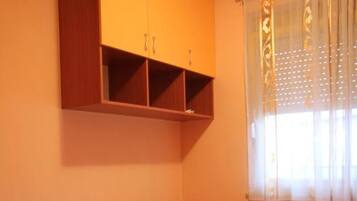 2 bedrooms