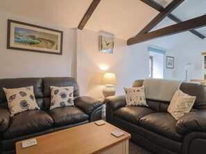 Living area - Drakes Loft (Lyme Regis)