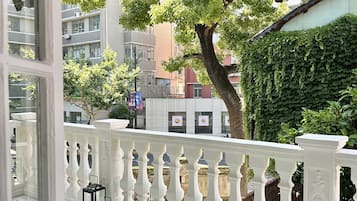 华丽套房, 城市景观 | 露台