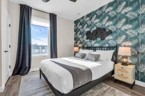 5 bedrooms, iron/ironing board, free WiFi, bed sheets