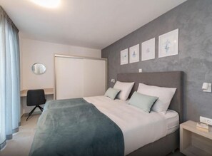 2 makuuhuonetta, silitysrauta/-lauta, Wi-Fi, vuodevaatteet