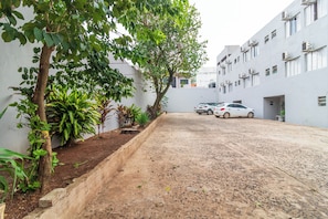 Free self-parking