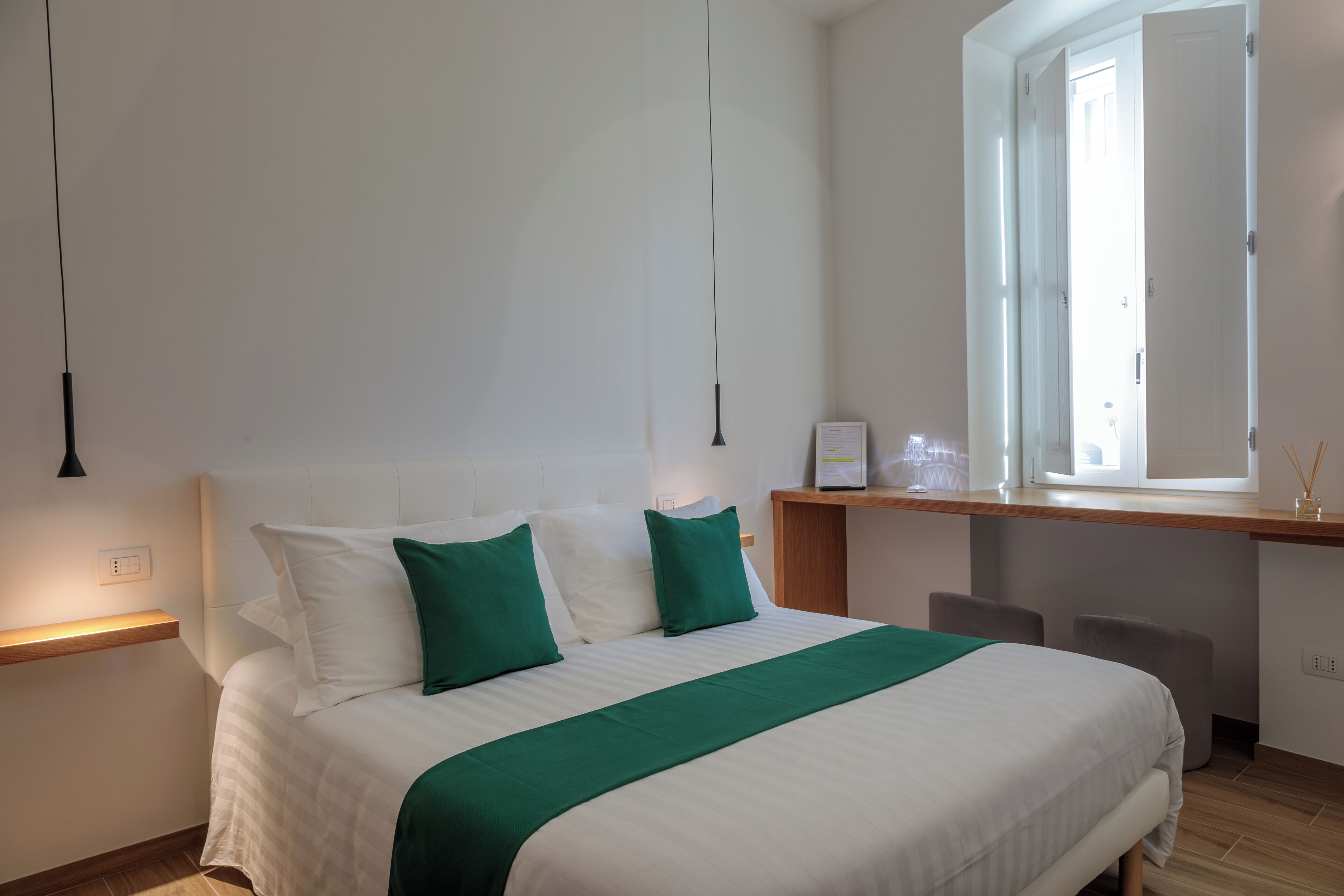 Camera 105 | 1 Schlafzimmer, Schreibtisch, kostenloses WLAN