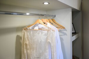 Caja de seguridad en la habitación y wifi gratis 