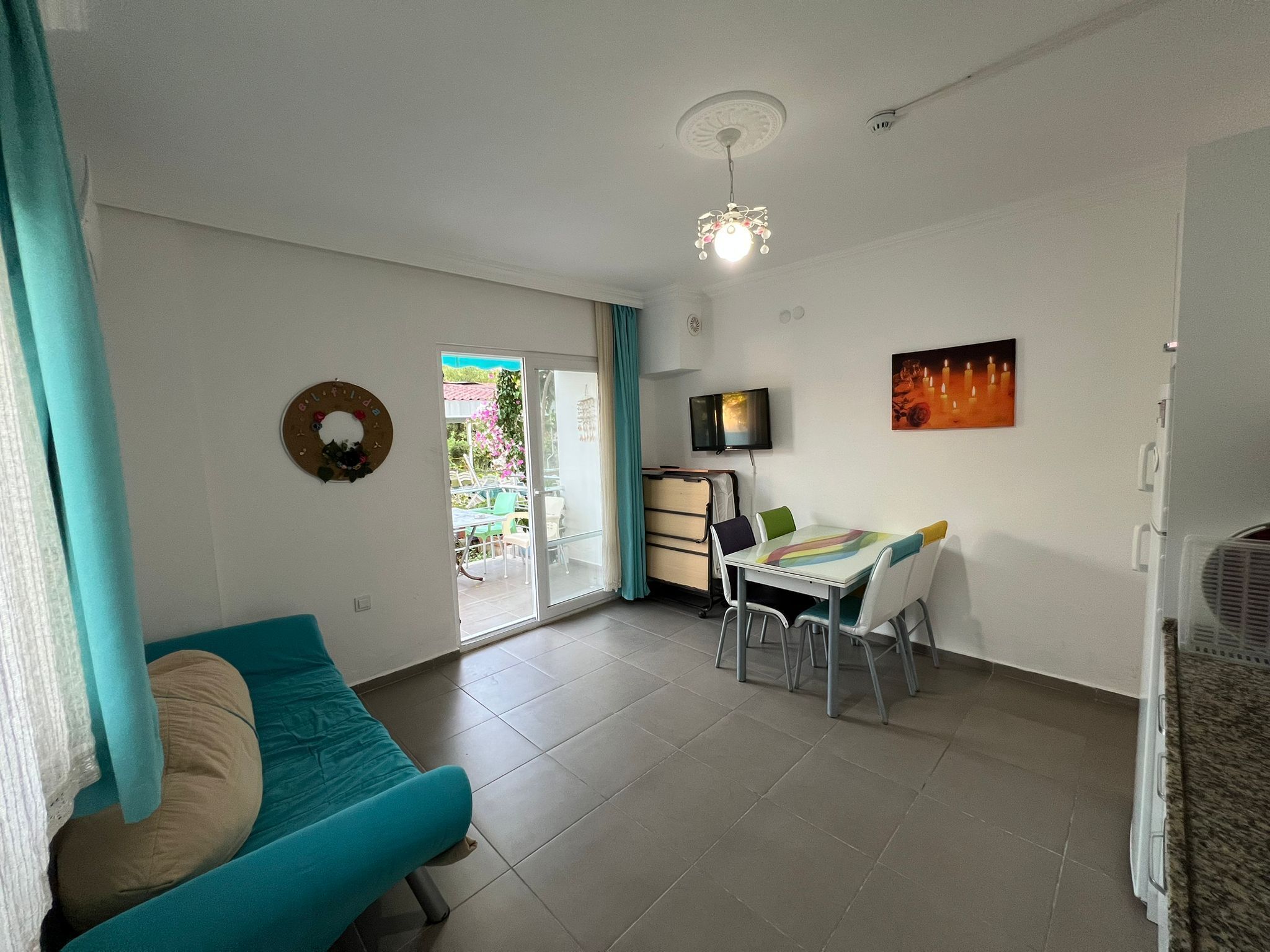 Estudi en suite bàsic, vistes al jardí | Roba de llit d'alta qualitat i habitacions insonoritzades 