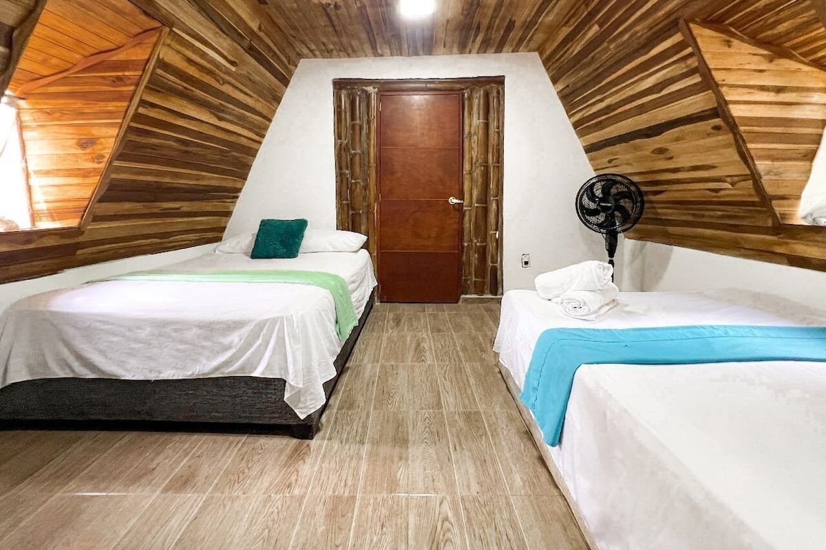 舒适小屋 | 免费 WiFi、床单