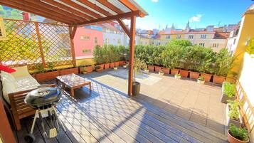 Comfort Studio, Courtyard View | Terrace/patio