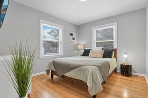 3 chambres, bureau, Wi-Fi gratuit, draps fournis