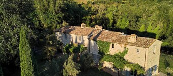 Peaceful Villa in the Umbrian Hills of Italy