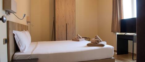 Standard Double Room | Free WiFi