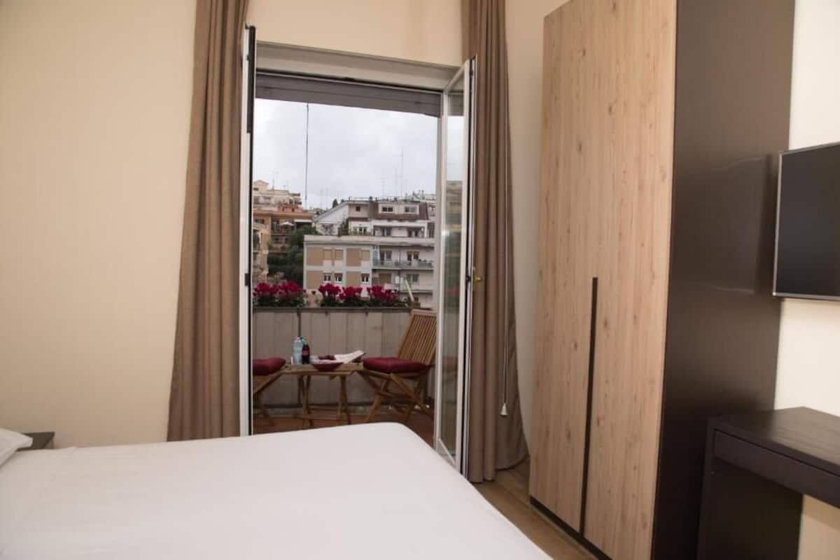 Klassieke eenpersoonskamer, balkon | Gratis wifi