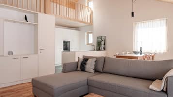 Superior Apart Daire, Balkon | Oturma alanı | Isıtmalı zemin