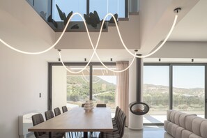 Dining - Dias Villa, Tennis, 2Pools, Walk to Beach & Shops (Bali, Rethymno)