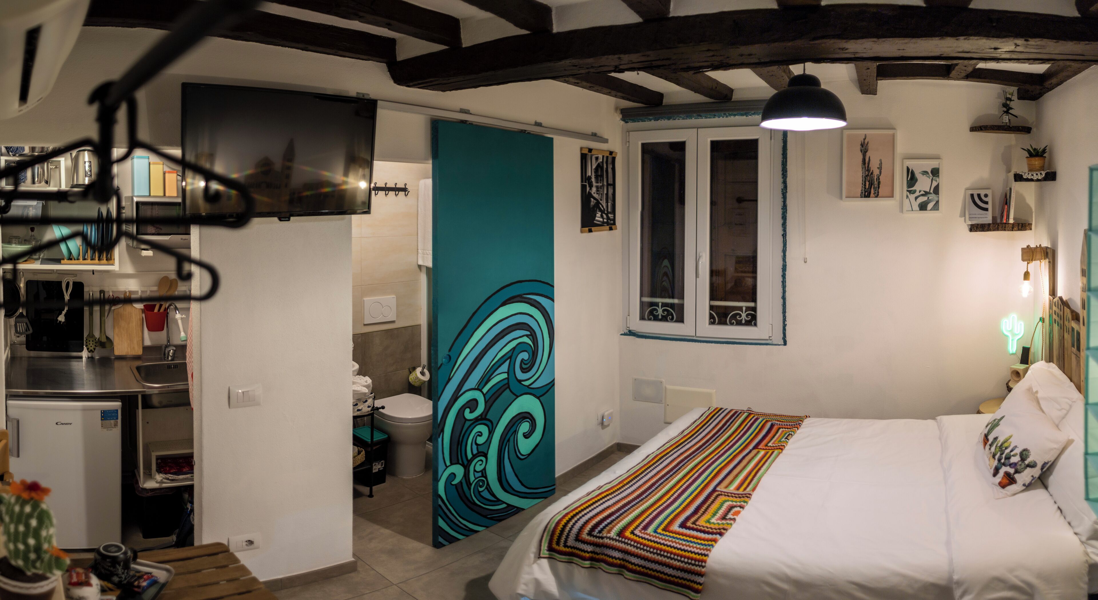 Comfort Studio, City View | Blackout drapes, iron/ironing board, free WiFi