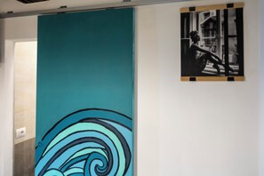 Estudi Comfort, vistes a la ciutat | Bany | Dutxa i capçal de dutxa tipus cascada 