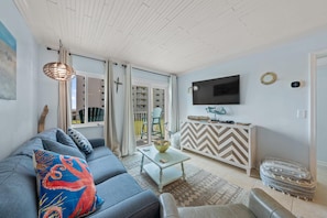 Condo, Multiple Beds (GS Plantation East 3208) | Living area
