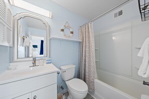 Condo, varias camas (GS Plantation East 3208) | Baño