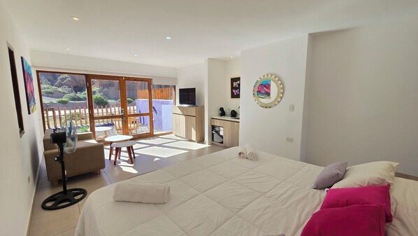 Luxury Double or Twin Room, Mountain View | Living area - El cielo en Tilcara complejo turístico (Tilcara)