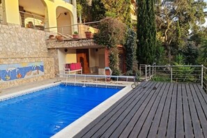 Piscina a l'aire lliure