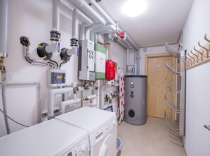 Chalet | Bathroom - Chalet in Konigsleiten Near Ski Lift (Wald im Pinzgau)