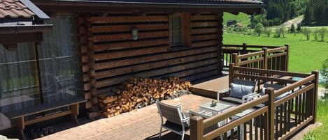 Chalet | Outdoor dining