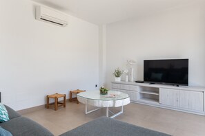 Apartment | Living room