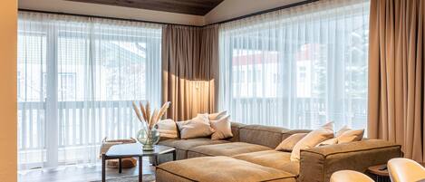 Apartment | Living room