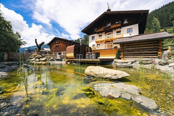 Exterior - Bauenhaus With Swimming Pond and hot tub (Bramberg am Wildkogel)